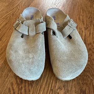 NEW Birkenstock Boston Soft Footbed Suede Clog size 38 Taupe